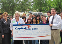 Thanks To Houston S Bayou City Art Festival Capital One Bank Spark Park Program Donate Mosaic Benches And 3 000 Toward Spark Park At Eastwood Academy Charter School