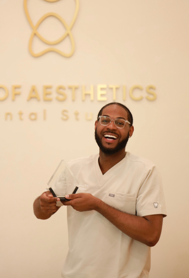 Cosmetic Dentist Dr. Quodarrius “Dr. Q” Toney, DDS, Receives America’s Best Dentists Award