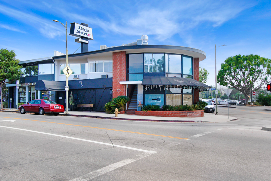 WESTMAC COMMERCIAL BROKERAGE COMPANY ARRANGES $6.25 MILLION SALE IN LOS ANGELES’S BRENTWOOD VILLAGE