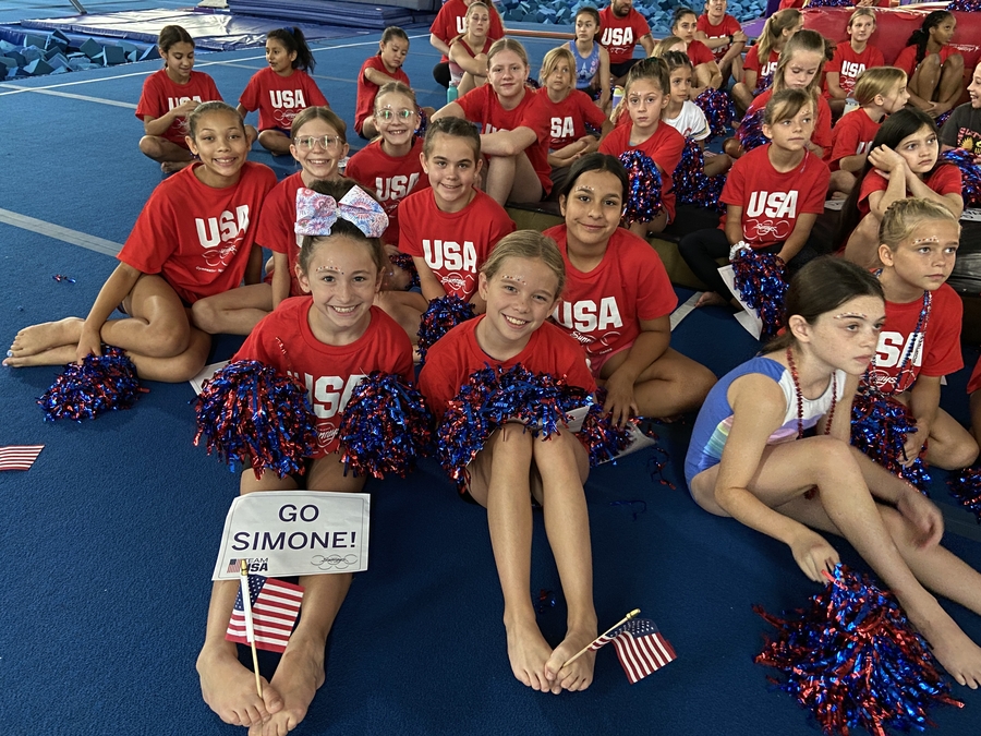 Arizona Sunrays Hosts Successful Olympic Watch Party to Celebrate Community and Sportsmanship