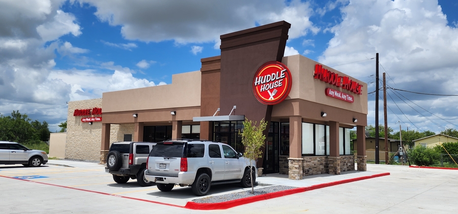 Join Huddle House’s Grand Opening Celebration in San Benito, Texas!