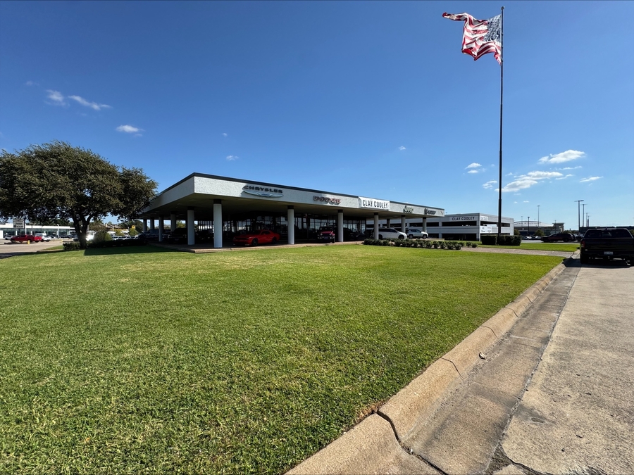 Clay Cooley Auto Group Broadens Reach in Arlington with Acquisition and Rebranding of Don Davis Chrysler Jeep Dodge Ram