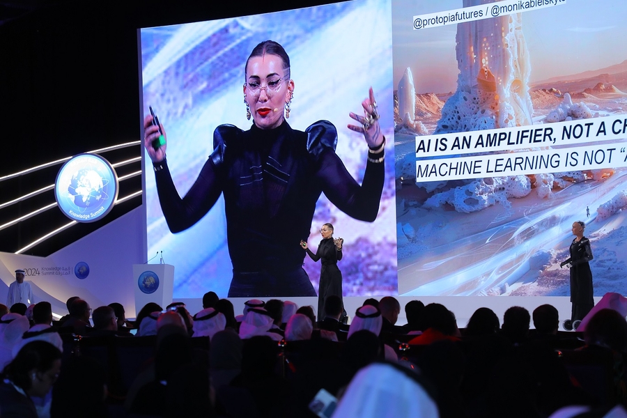 AI and quantum computing take center stage during first day of Knowledge Summit 2024